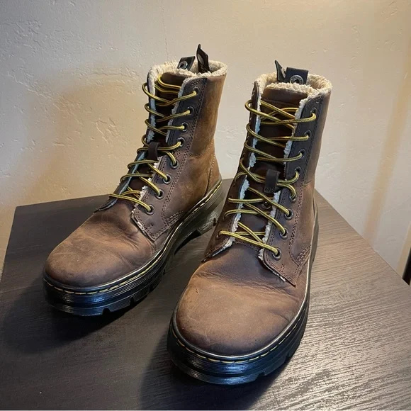 Dr. Martens | Shoes | Dr Martens Combs Leather Casual Boots  display picture 1